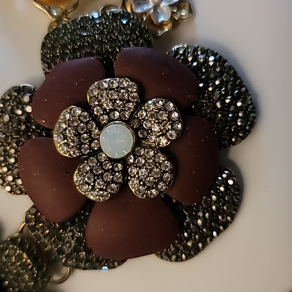 Charming Charlies Necklace - Picture 2 of 5